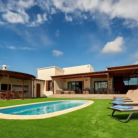 Villa Caletas Village Playa Blanca
